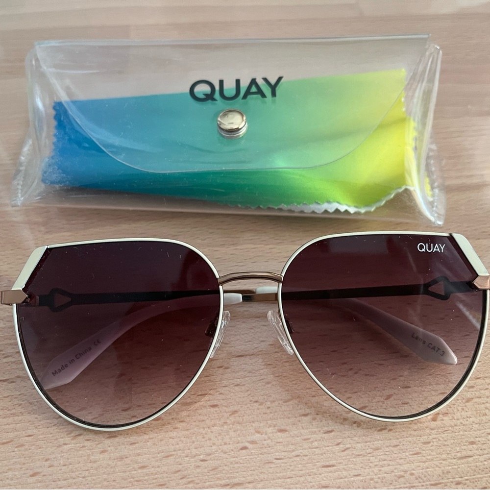 Quay glasses